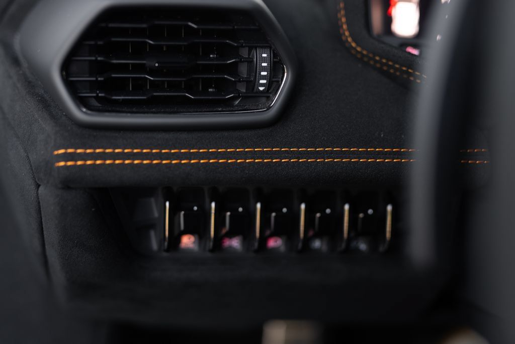 Used 2023 Lamborghini Huracan STO RWD image 55