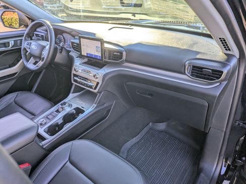 Certified 2023 Ford Explorer XLT w/ Equipment Group 202A image 41
