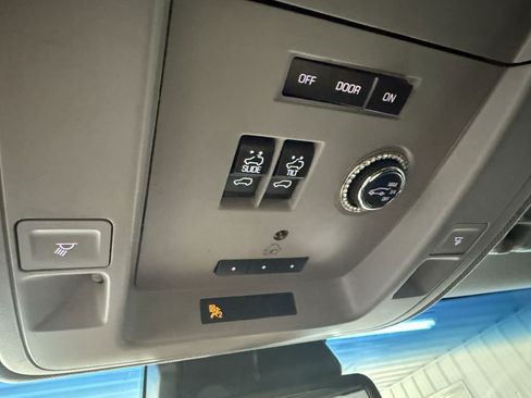 Used 2017 Chevrolet Tahoe Premier image 24