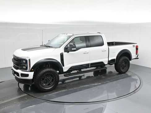 New 2026 Ford F250 Lariat w/ Black Appearance Package image 45