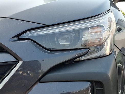 Used 2024 Subaru Outback Premium AWD/4WD image 8