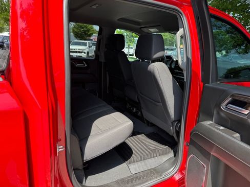 Used 2025 Chevrolet Silverado 1500 LT AWD/4WD image 14