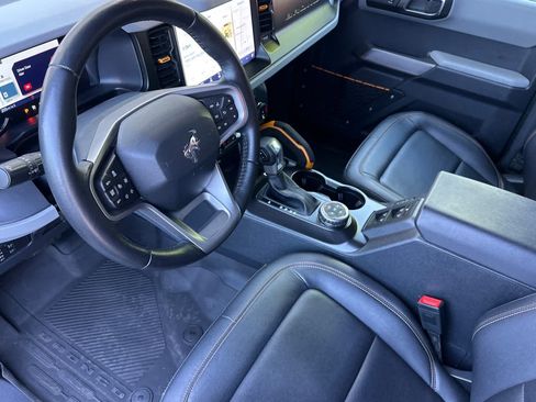 Used 2022 Ford Bronco Badlands AWD/4WD image 13