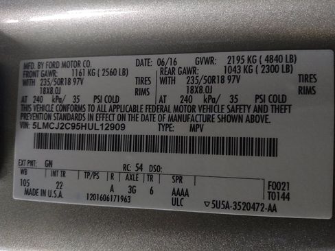 Used 2017 Lincoln MKC Select w/ Select Plus Package FWD image 33
