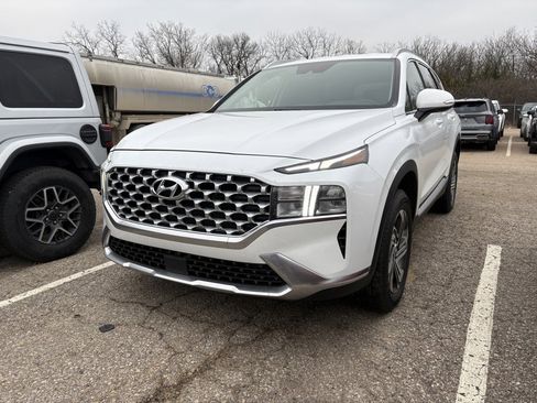 Used 2022 Hyundai Santa Fe SEL w/ Convenience Package image 1