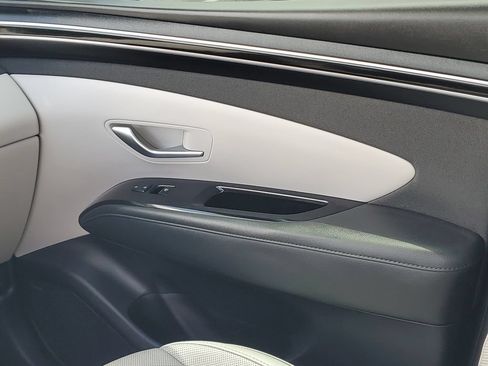 Certified 2023 Hyundai Tucson Limited FWD image 13