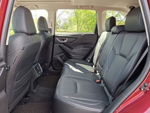 Used 2019 Subaru Forester Touring AWD/4WD image 10
