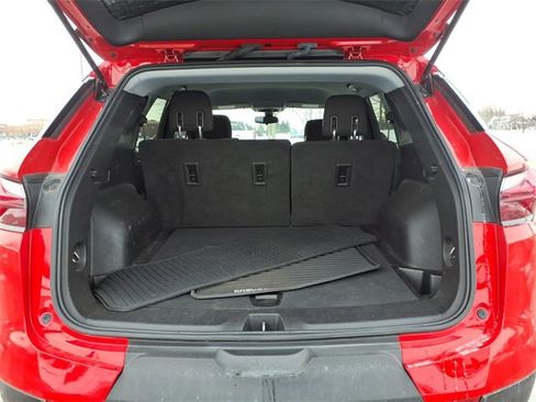 Used 2020 Chevrolet Blazer LT image 9