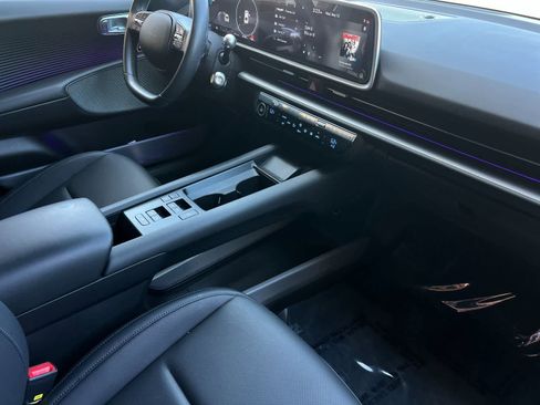 Certified 2025 Hyundai Ioniq 6 SEL RWD image 16
