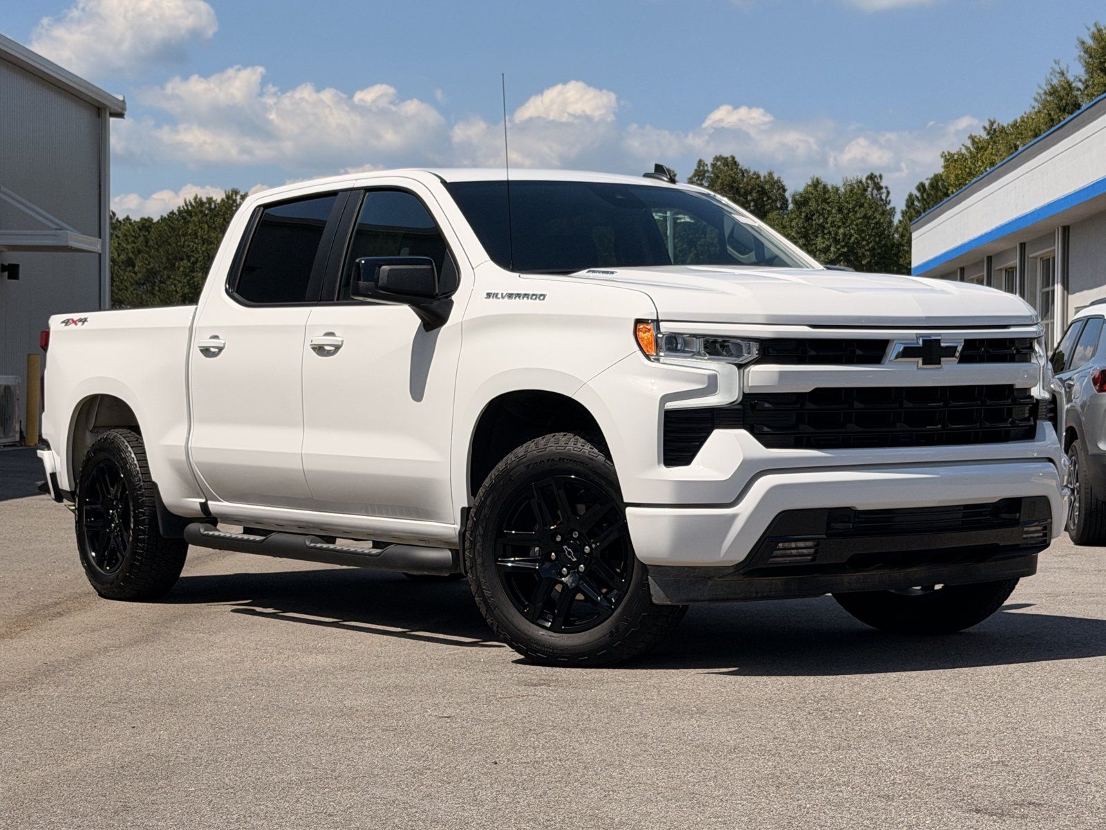 Used 2026 Chevrolet Silverado 1500 RST w/ RST Select Package AWD/4WD image 2