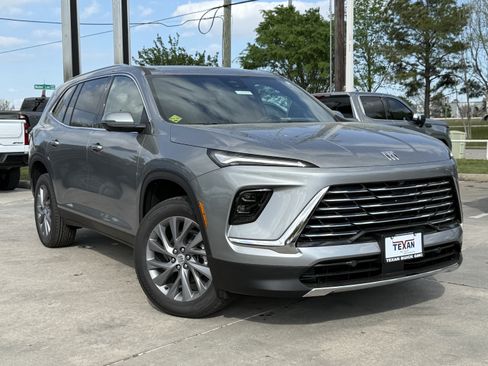New 2026 Buick Enclave Preferred FWD image 3