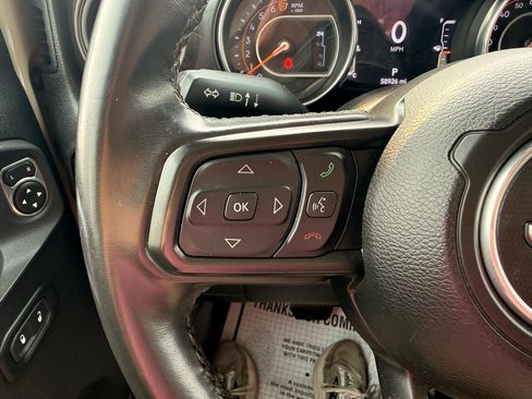 Used 2022 Jeep Gladiator Sport AWD/4WD image 15