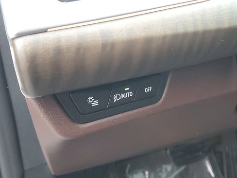 Certified 2024 BMW X1 xDrive28i w/ Convenience Package image 11