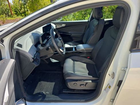 Used 2023 Volkswagen ID.4 Pro S RWD image 11