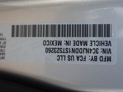 Used 2025 Jeep Compass Trailhawk AWD/4WD image 44