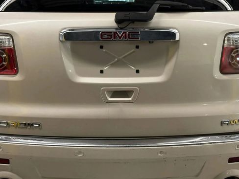 Used 2011 GMC Acadia Denali AWD/4WD image 11