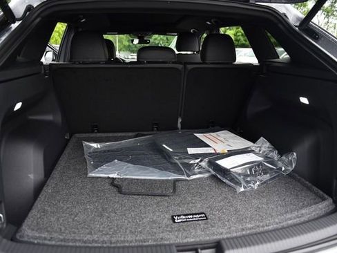 New 2026 Volkswagen Atlas Cross Sport SE AWD/4WD image 25