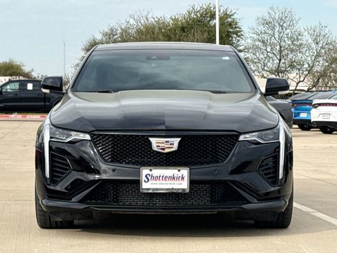 Used 2025 Cadillac CT4 V image 2