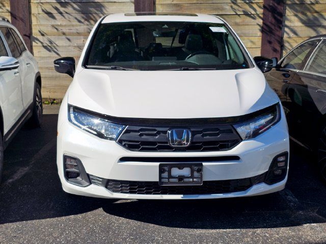 Used 2025 Honda Odyssey Sport-L image 2
