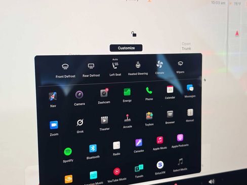 Used 2023 Tesla Model 3 Standard Range image 28