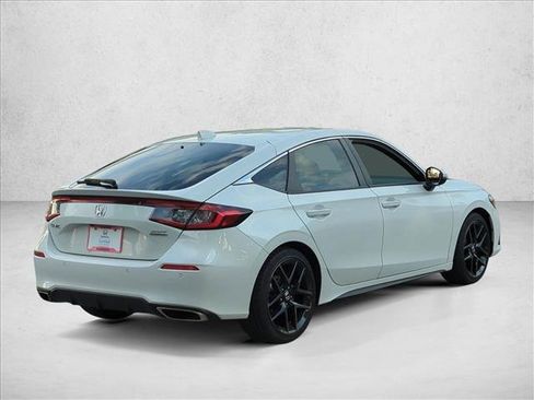 Certified 2024 Honda Civic Sport Touring image 5