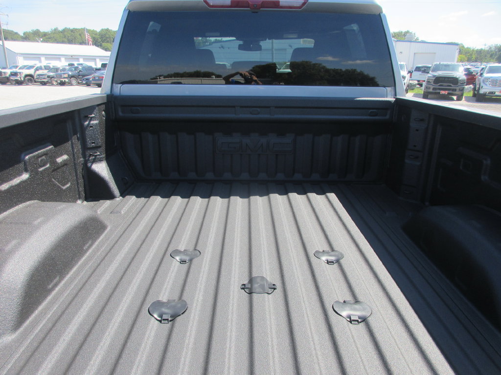 New 2026 GMC Sierra 2500 AT4 AWD/4WD image 7