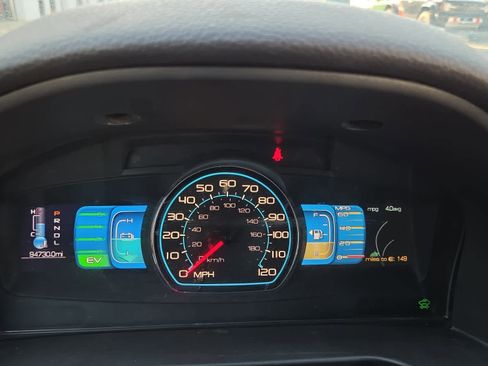 Used 2012 Ford Fusion Hybrid image 25