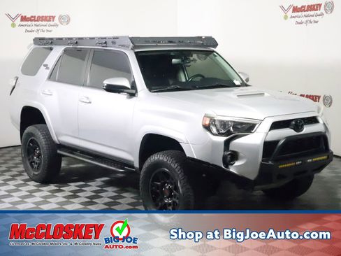 Used 2019 Toyota 4Runner TRD Off-Road Premium AWD/4WD image 1