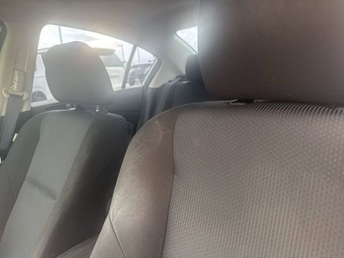 Used 2010 MAZDA MAZDA3 i Touring image 18