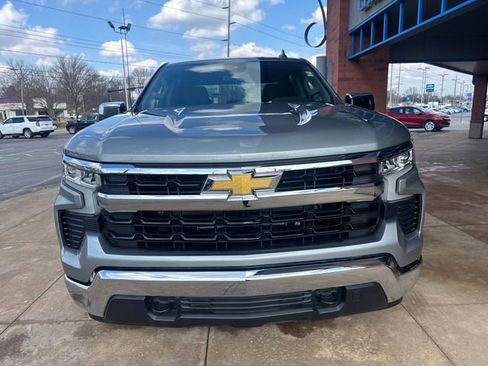 Used 2026 Chevrolet Silverado 1500 LT image 3