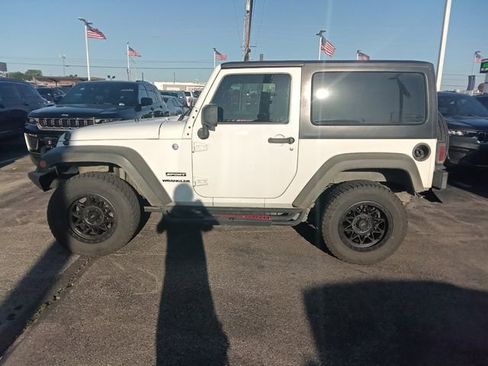 Used 2013 Jeep Wrangler Sport AWD/4WD image 2