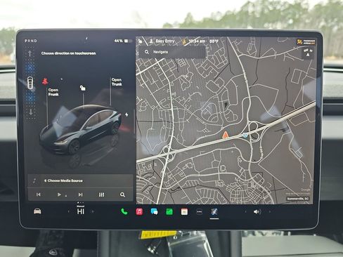 Used 2024 Tesla Model 3 Standard Range image 26