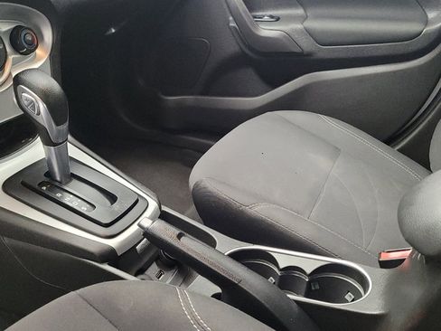 Used 2019 Ford Fiesta SE FWD image 26