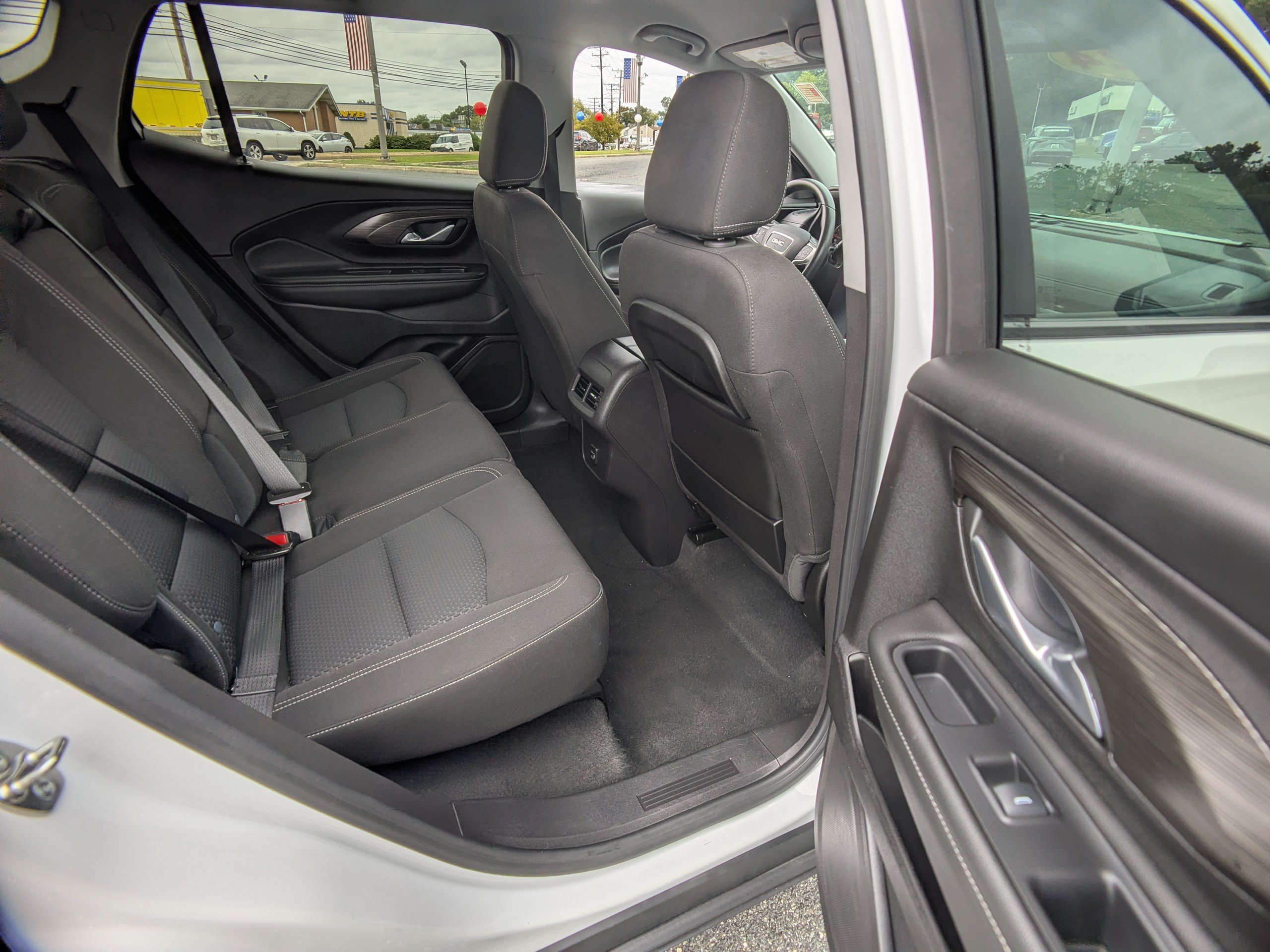 Certified 2024 GMC Terrain SLE AWD/4WD image 13