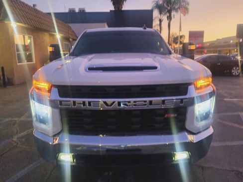 Used 2022 Chevrolet Silverado 2500 LT w/ Convenience Package AWD/4WD image 7