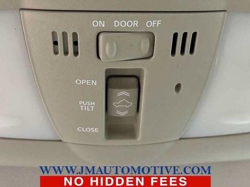Used 2014 Nissan Maxima 3.5 SV w/ Premium Package FWD image 32