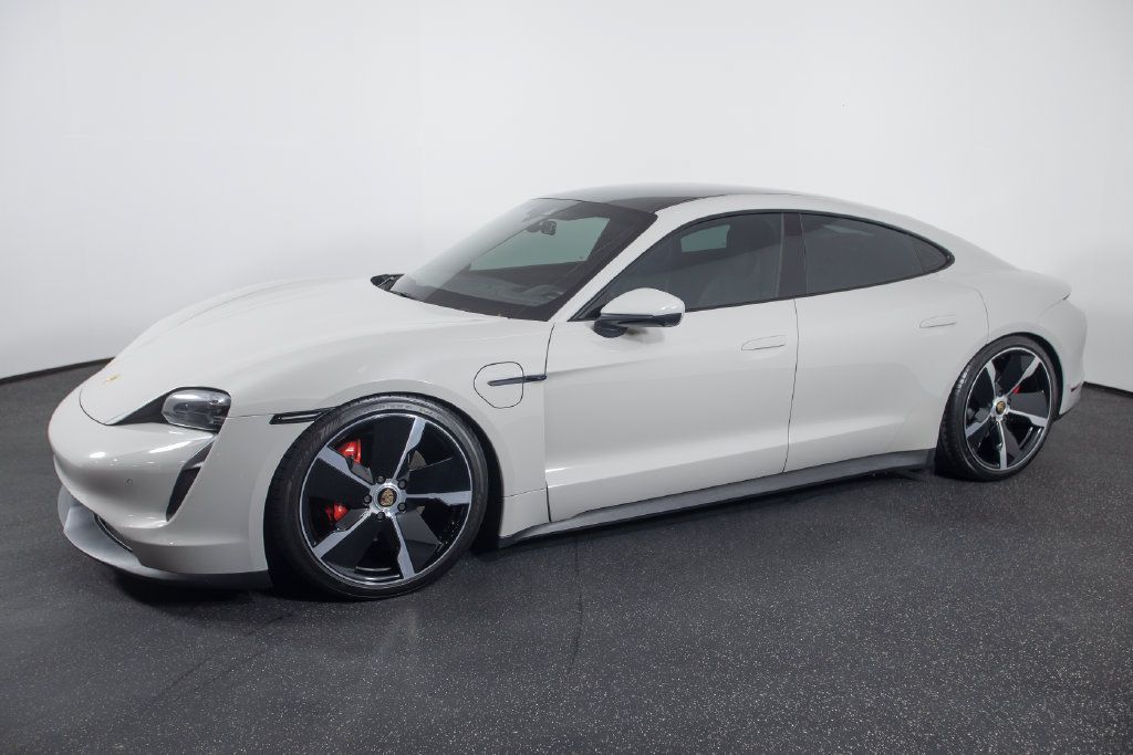 Used 2021 Porsche Taycan 4S w/ Premium Package AWD/4WD image 4