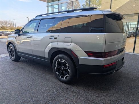 Used 2024 Hyundai Santa Fe SEL image 3