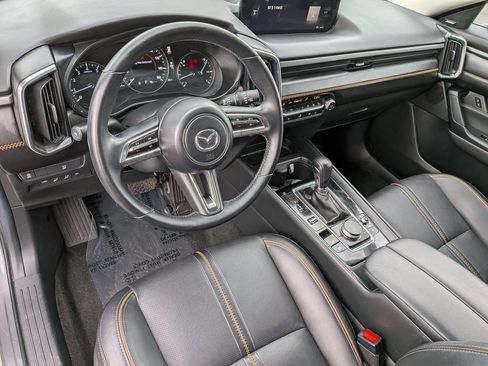 Used 2025 MAZDA CX-50 AWD 2.5 S w/ Premium Plus Pkg image 16