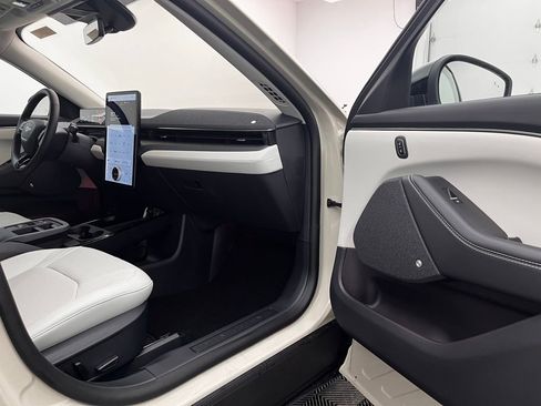 New 2026 Ford Mustang Mach-E Premium image 26