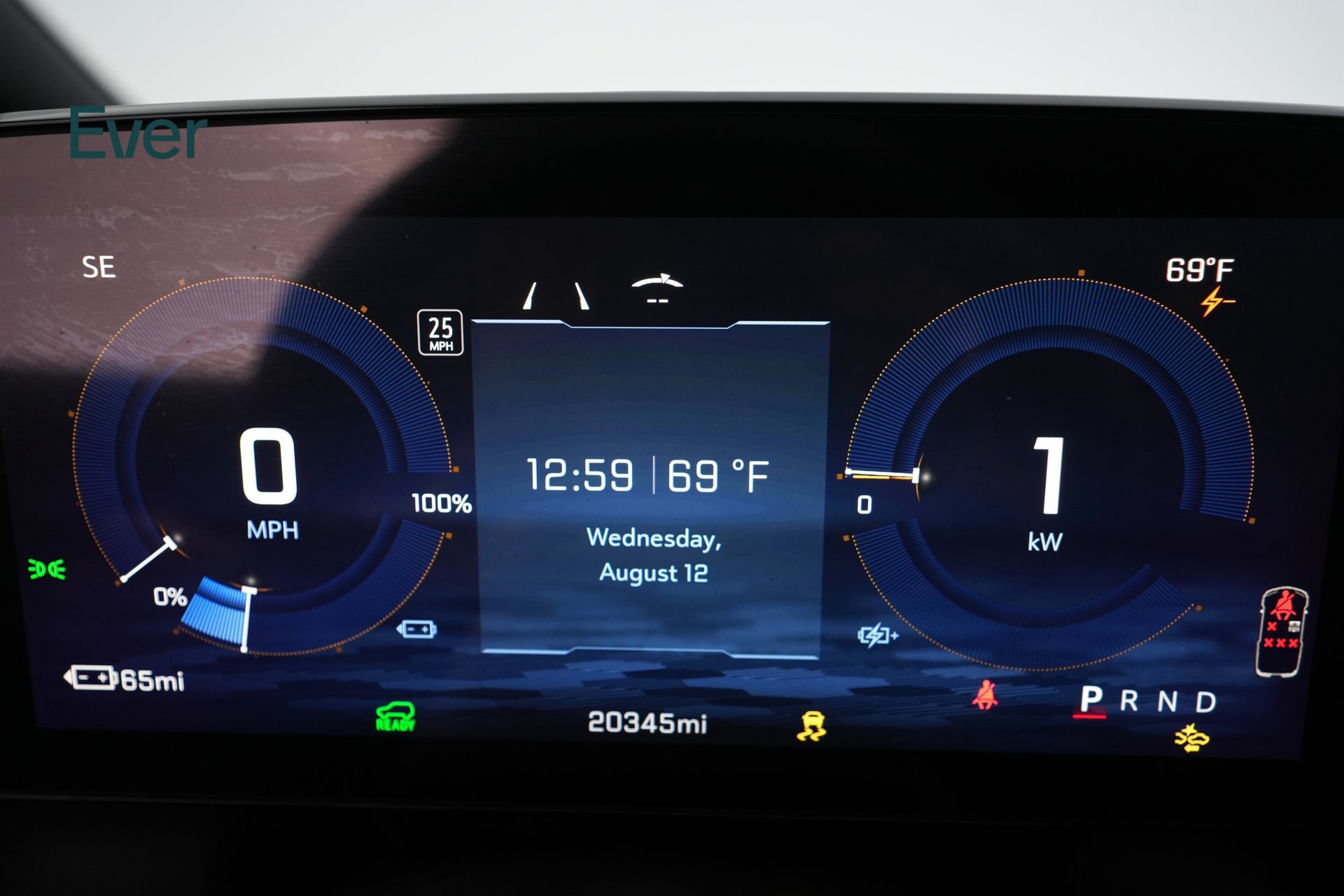 Used 2024 Chevrolet Equinox EV LT FWD image 7