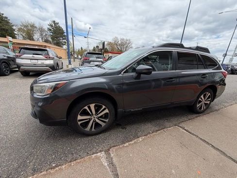 Used 2019 Subaru Outback 2.5i Limited AWD/4WD image 4