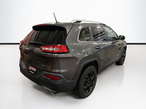 Used 2014 Jeep Cherokee Limited AWD/4WD image 6