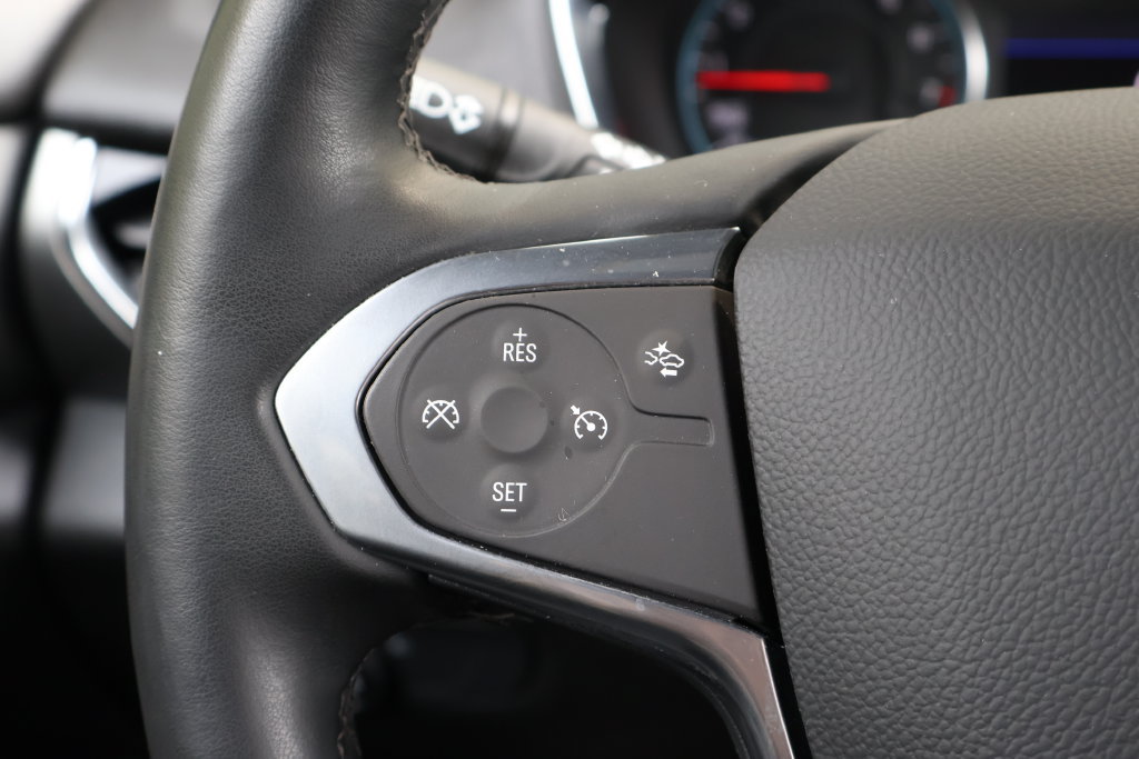 Certified 2023 Chevrolet Traverse LT FWD image 32