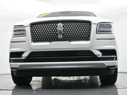 Used 2020 Lincoln Navigator Reserve w/ Luxury Package image 57