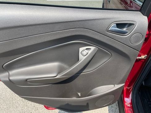 Used 2018 Ford Escape Titanium FWD image 60