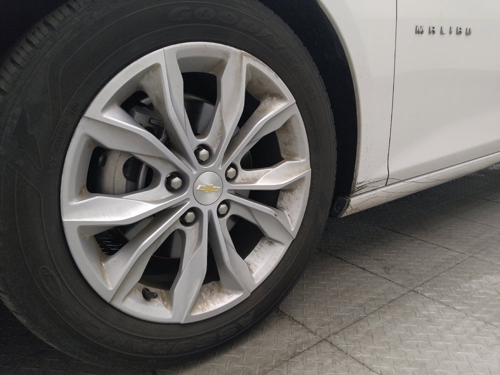 Used 2025 Chevrolet Malibu LT FWD image 31