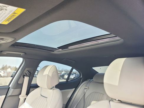 Used 2022 Genesis G70 3.3T w/ Sport Advanced Package image 28