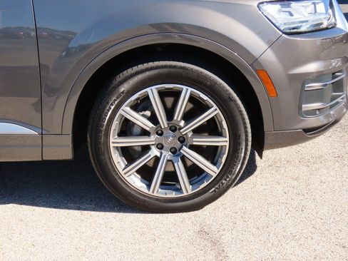 Used 2019 Audi Q7 2.0T Premium Plus w/ Premium Plus Package image 9