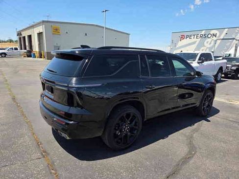 Used 2026 Chevrolet Traverse RS AWD/4WD image 5